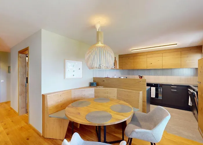 Setaria Fuer 5 Personen Haus Barlangia-lenzerheide Apartmán