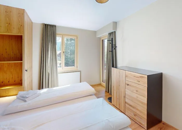 Setaria Fuer 5 Personen Haus Barlangia-lenzerheide Daire