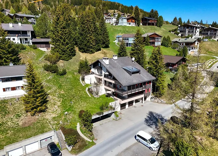 Setaria Fuer 5 Personen Haus Barlangia-lenzerheide *