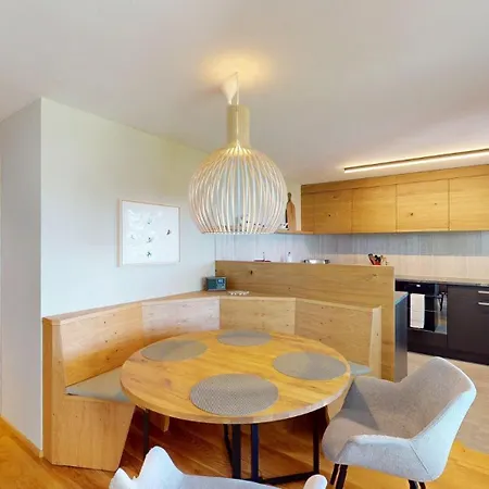 Setaria Fuer 5 Personen Haus Barlangia-lenzerheide Lägenhet