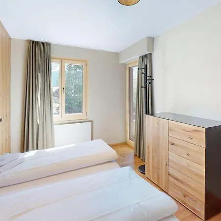 Setaria Fuer 5 Personen Haus Barlangia-lenzerheide Lägenhet